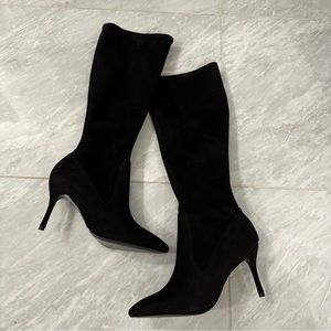 New Nine West suede boots